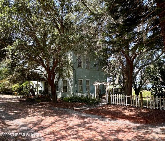 111 JAFFA Road, Crescent City, FL 32112