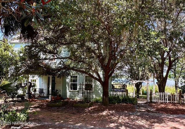 111 JAFFA Road, Crescent City, FL 32112