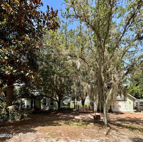 111 JAFFA Road, Crescent City, FL 32112