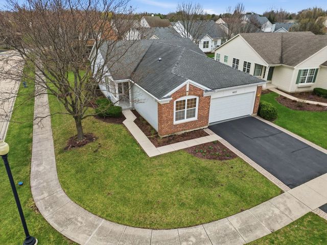16122 Seneca Lake Circle, Crest Hill, IL 60403