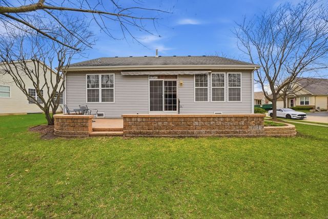 16122 Seneca Lake Circle, Crest Hill, IL 60403