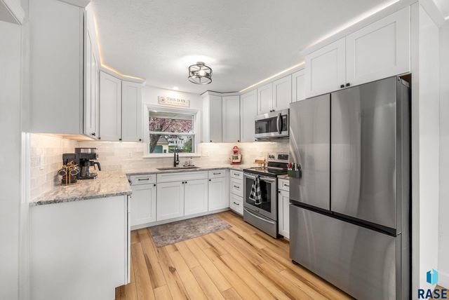 2505 W Oak St Street, Sioux Falls, SD 57105