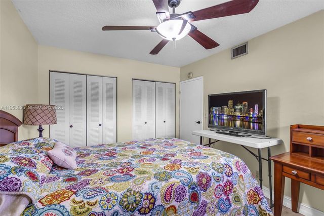 8411 Lagos De Campo Blvd 110U, Tamarac, FL 33321