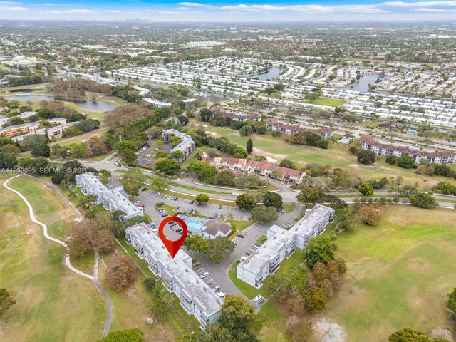 8411 Lagos De Campo Blvd 110U, Tamarac, FL 33321