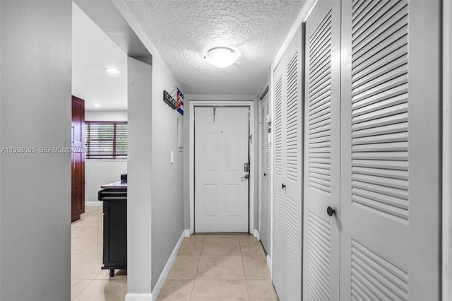 8411 Lagos De Campo Blvd 110U, Tamarac, FL 33321