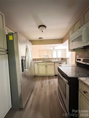 4101 Ivystone Court, Charlotte, NC 28277