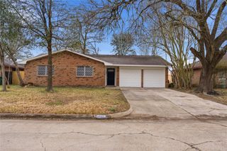 3719 Goulburn Drive, Houston, TX 77045