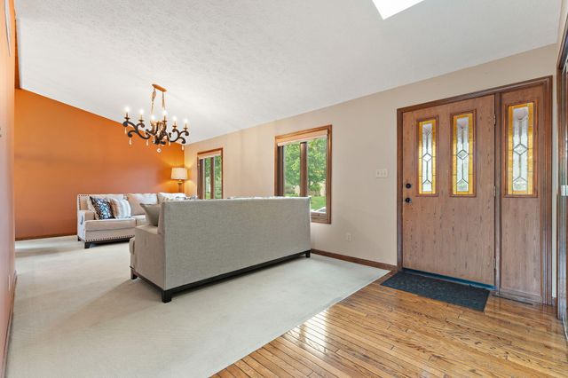 502 Fordwick Lane, Valparaiso, IN 46383