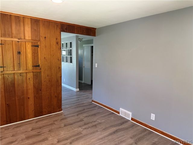 22 Castle Court, Amherst, NY 14226