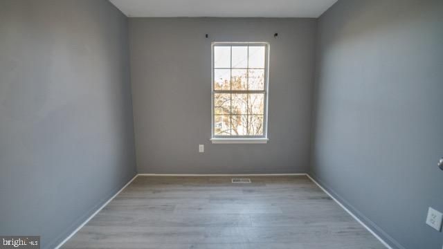 301 KNOLLWOOD CT, Stafford, VA 22554