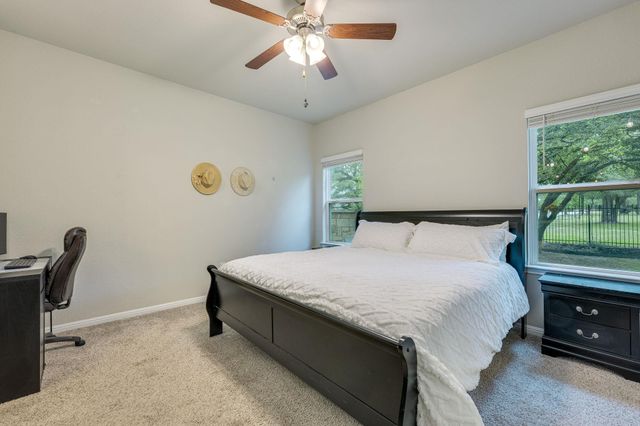 2205 Singletree BND, Georgetown, TX 78628