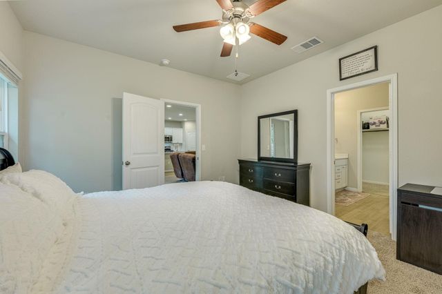 2205 Singletree BND, Georgetown, TX 78628