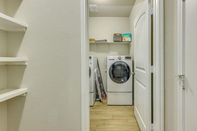 2205 Singletree BND, Georgetown, TX 78628