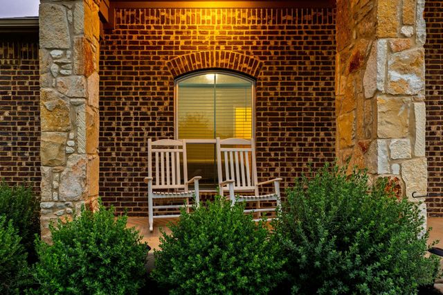 2205 Singletree BND, Georgetown, TX 78628