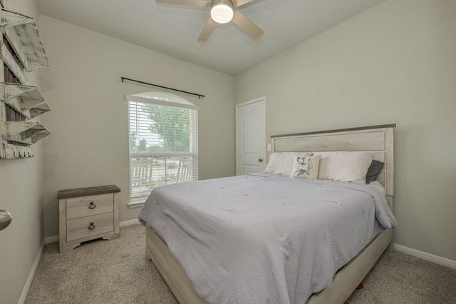 2205 Singletree BND, Georgetown, TX 78628