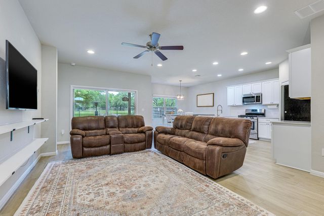 2205 Singletree BND, Georgetown, TX 78628