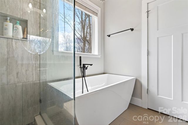 133,135 Ridge Road, Candler, NC 28715