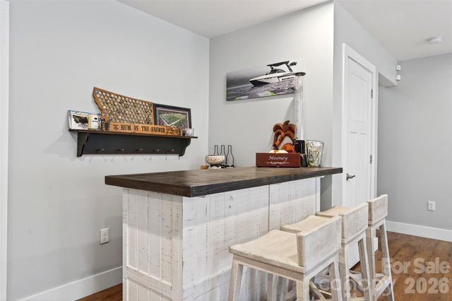 133,135 Ridge Road, Candler, NC 28715