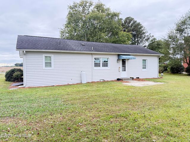 1148 Old Smith Chapel Road, Mount Olive, NC 28365