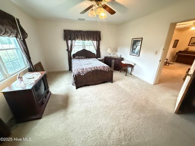 1148 Old Smith Chapel Road, Mount Olive, NC 28365