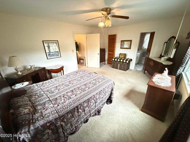 1148 Old Smith Chapel Road, Mount Olive, NC 28365