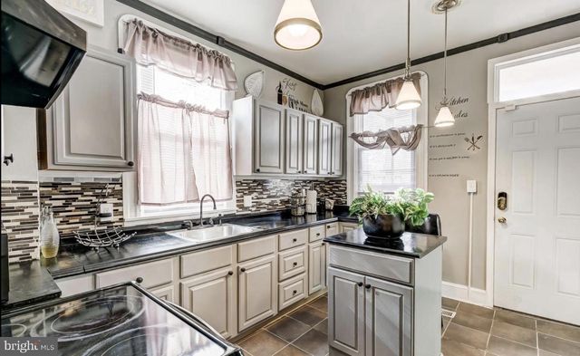 3824 FAIRVIEW AVE, Baltimore, MD 21216