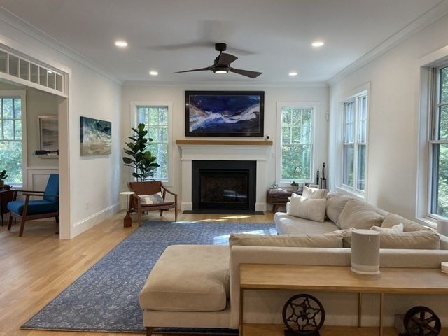 82 Chestnut Lane, Carlisle, MA 01741