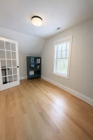 82 Chestnut Lane, Carlisle, MA 01741