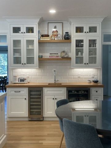 82 Chestnut Lane, Carlisle, MA 01741