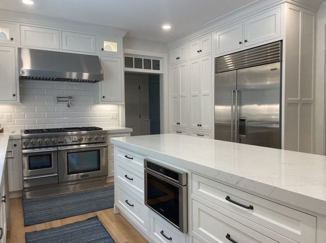 82 Chestnut Lane, Carlisle, MA 01741