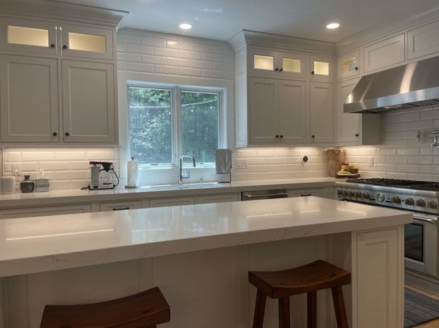 82 Chestnut Lane, Carlisle, MA 01741