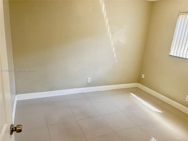 4015 W Park Rd, Hollywood, FL 33021