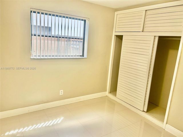 4015 W Park Rd, Hollywood, FL 33021