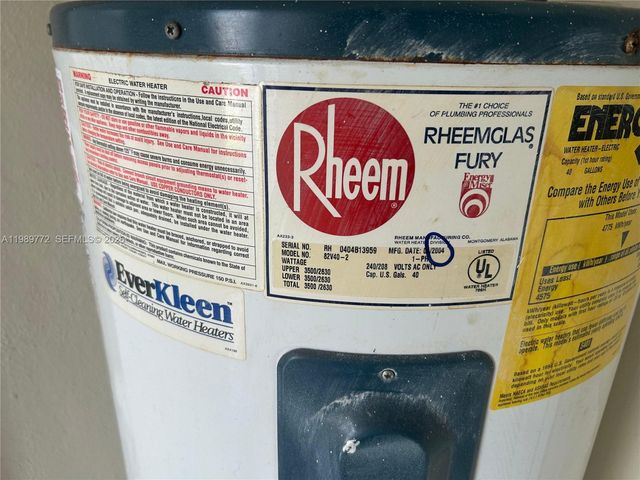 4015 W Park Rd, Hollywood, FL 33021