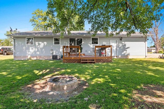6796 DEUSTER STREET, Greenleaf, WI 54126