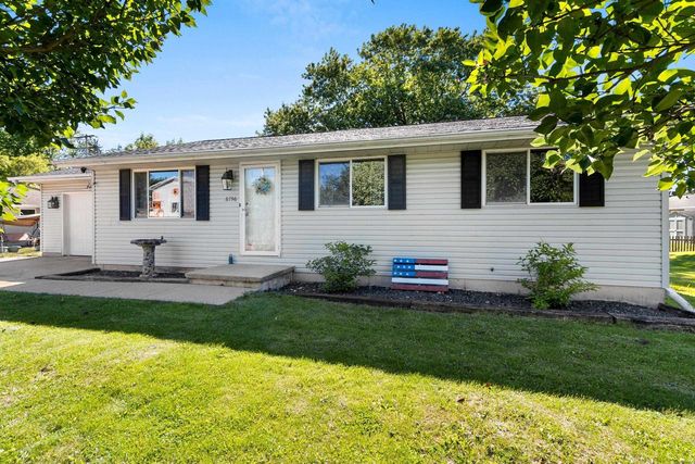 6796 DEUSTER STREET, Greenleaf, WI 54126