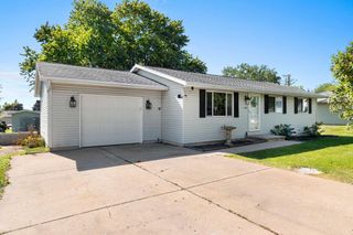 6796 DEUSTER STREET, Greenleaf, WI 54126