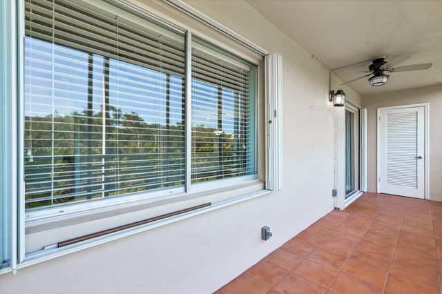 2856 S Garden Dr Drive S 212, Lake Worth, FL 33461