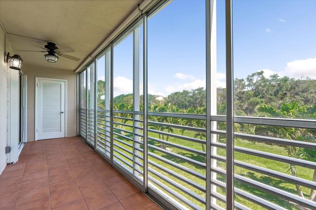 2856 S Garden Dr Drive S 212, Lake Worth, FL 33461