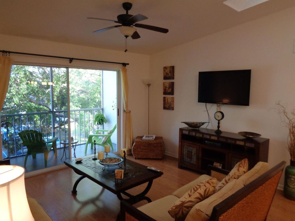 2512 SE ANCHORAGE Cove A-3, Port St. Lucie, FL 34952
