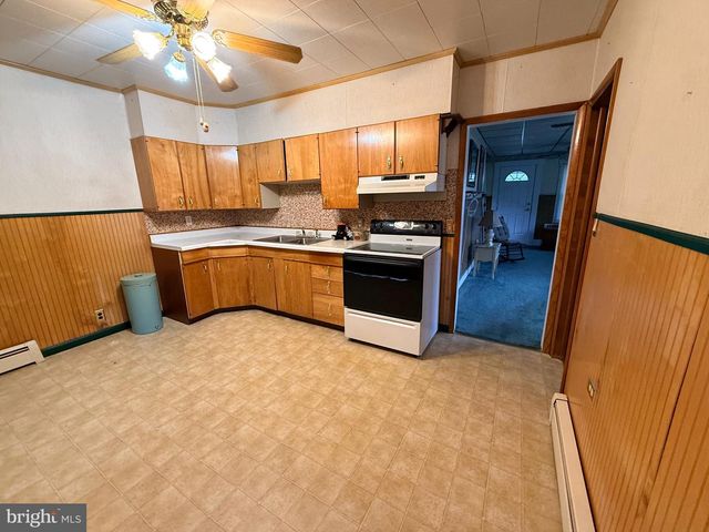 1106 S 2ND ST S, Millville, NJ 08332