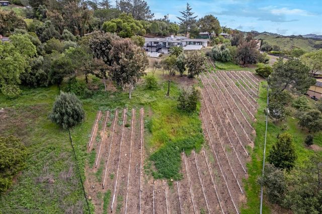 20550 Buena Monte Drive, San Jose, CA 95120