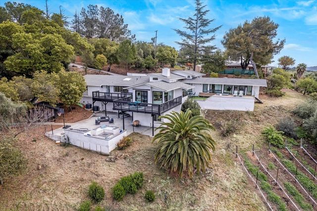 20550 Buena Monte Drive, San Jose, CA 95120