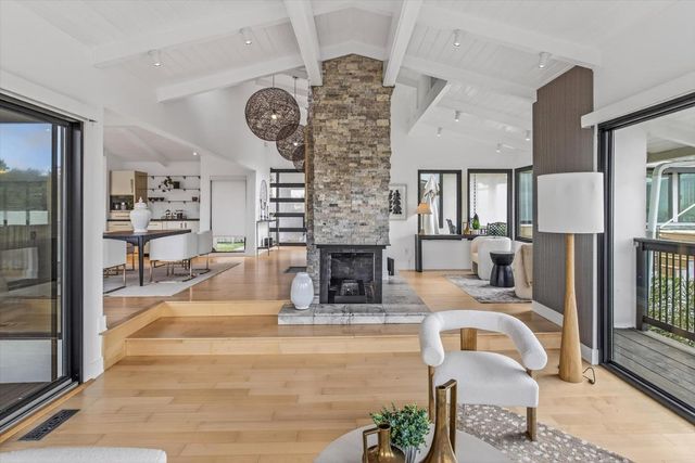 20550 Buena Monte Drive, San Jose, CA 95120