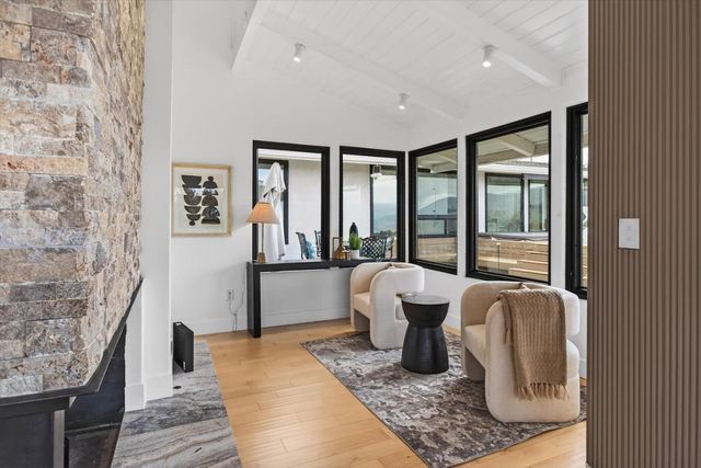 20550 Buena Monte Drive, San Jose, CA 95120