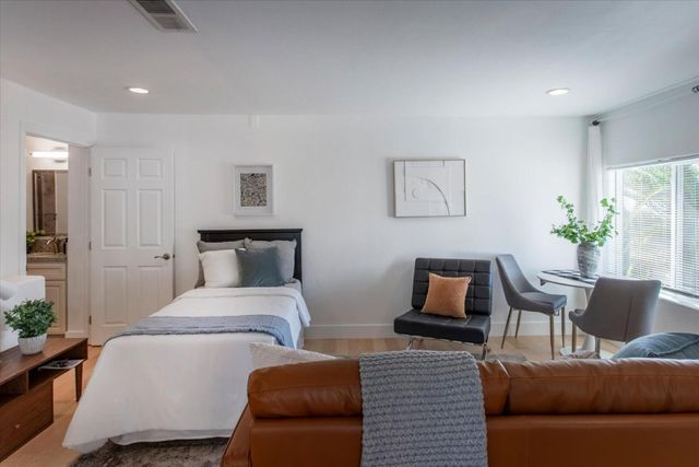 20550 Buena Monte Drive, San Jose, CA 95120