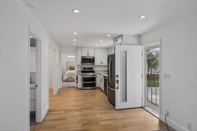 20550 Buena Monte Drive, San Jose, CA 95120