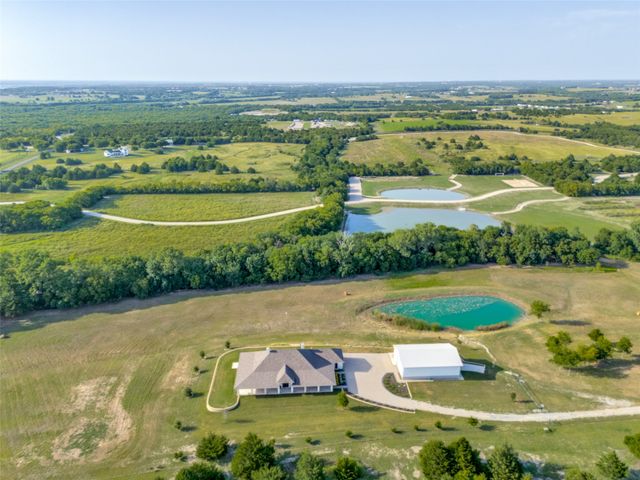 16755 County Road 566, Farmersville, TX 75442