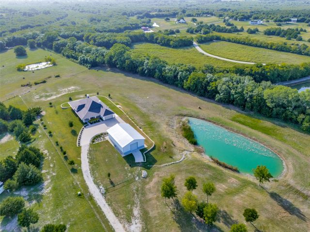 16755 County Road 566, Farmersville, TX 75442