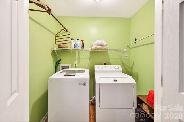3 Crooked Creek Drive, Asheville, NC 28804